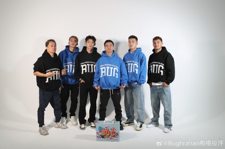 恒大舊將悼念離世攝影師：還沒(méi)來(lái)得及好好感謝，一路走好毛哥